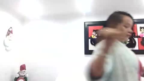 vanessa and samantha online show from December 15, 2025, 11:47 am