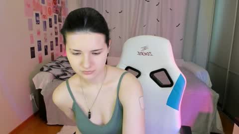 Vanessa online show from March 9, 2025, 5:22 am