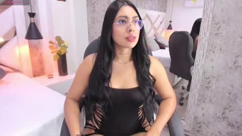 Vanessa  online show from December 20, 2025, 7:32 pm
