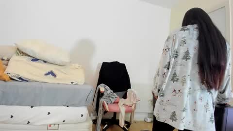 vanessaadol online show from February 9, 2026, 9:57 am