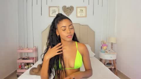 Vanessa online show from January 18, 2025, 6:13 am