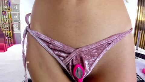 Vanessa online show from April 11, 2026, 8:24 pm