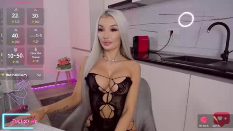 Vanessa online show from September 27, 2025, 3:17 pm