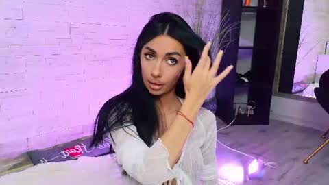 Vanessa online show from June 13, 2026, 5:55 pm