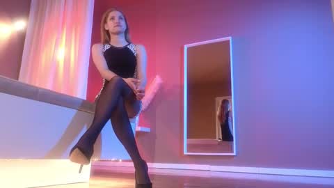 Laura online show from January 18, 2026, 5:17 pm