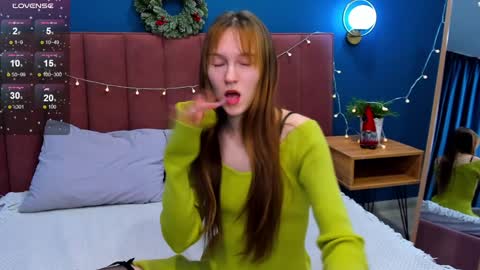 Sofia online show from December 10, 2024, 4:24 am