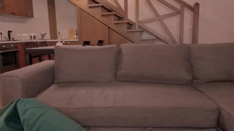 Vanilla online show from November 8, 2025, 1:22 pm