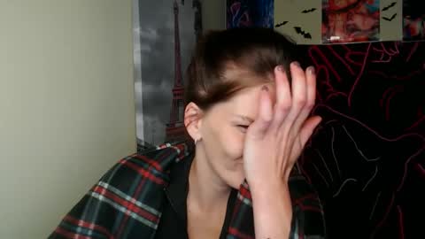 Vanessa online show from September 26, 2025, 7:12 am