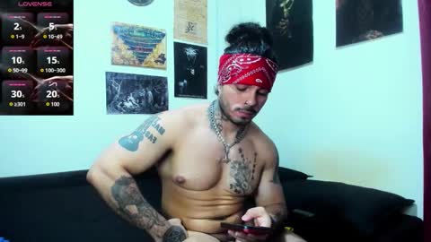 vanvelckan_ online show from February 5, 2026, 2:16 am