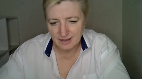 vea_motty online show from February 2, 2026, 4:27 pm