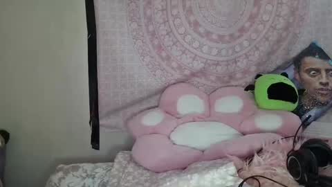 Veronica Lehane online show from January 15, 2025, 3:07 pm