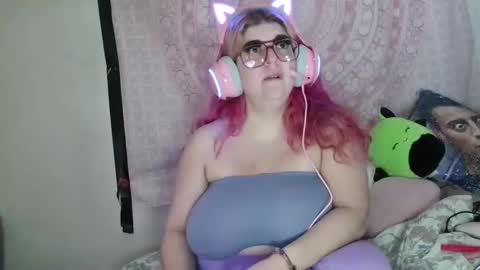 Veronica Lehane online show from February 9, 2025, 12:19 pm