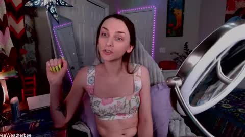 Violet Weatherbee online show from September 9, 2025, 12:32 am