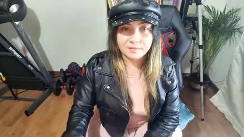 Im VelaI will be Christmas and New Year with my family December 22 to January 13 I will miss you guys. online show from February 1, 2025, 7:26 am