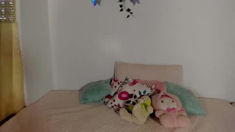 Snapshot of velvet_00 chatting on February 3, 2026, 8:41 am velvet_00 online show from February 3, 2026, 8:41 am