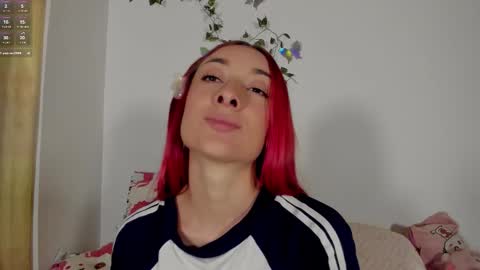 velvet_00 online show from March 11, 2026, 11:33 pm