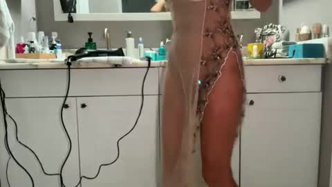 VelvetBarbie online show from October 19, 2025, 5:46 pm