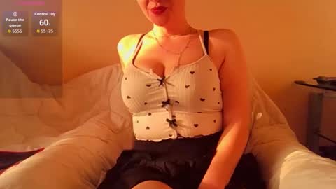 VelvetXmona online show from March 2, 2026, 3:19 pm