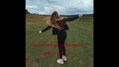 velvetmoon123 online show from February 26, 2026, 11:31 am