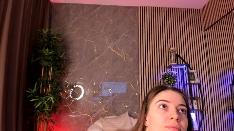 Velvet online show from April 9, 2026, 3:28 am