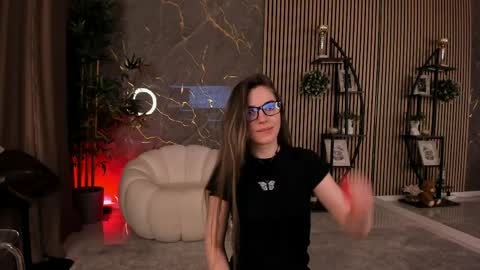 Velvet online show from May 3, 2026, 3:34 am