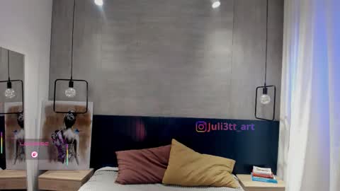 Snapshot of velvettease_ chatting on March 11, 2026, 12:55 pm velvettease_ online show from March 11, 2026, 12:55 pm