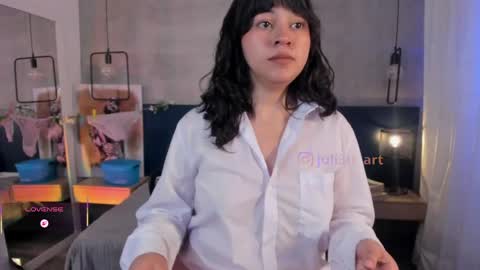 Snapshot of velvettease_ chatting on May 21, 2026, 1:29 pm velvettease_ online show from May 21, 2026, 1:29 pm