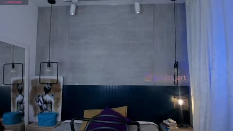 Snapshot of velvettease_ chatting on May 24, 2026, 12:43 pm velvettease_ online show from May 24, 2026, 12:43 pm