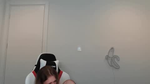 VelvetTGirl online show from February 12, 2026, 1:22 am