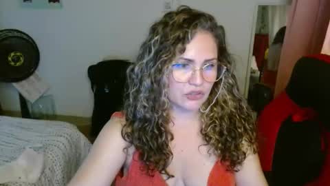 venecasexy44 online show from October 4, 2025, 12:19 am