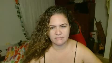 venecasexy44 online show from March 4, 2026, 9:26 am