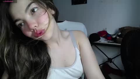 Snapshot of venelope1 chatting on March 4, 2025, 6:50 pm Venelope 3 online show from March 4, 2025, 6:50 pm