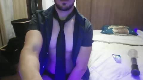 Snapshot of venezuelan420 chatting on October 15, 2025, 4:12 am venezuelan420 online show from October 15, 2025, 4:12 am