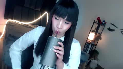 veniceseduction online show from March 25, 2026, 2:12 pm