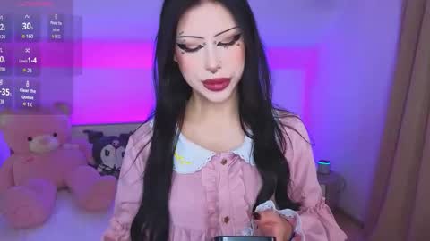 Vivian online show from November 28, 2025, 3:42 am