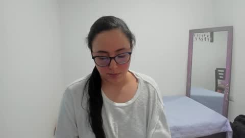 Venus online show from October 16, 2025, 9:38 pm