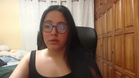 Snapshot of venus_cat_ chatting on April 26, 2026, 2:20 am Venus online show from April 26, 2026, 2:20 am