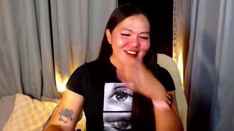 Snapshot of venus_colly chatting on April 9, 2026, 5:07 am I am Colly Your mystery girl online show from April 9, 2026, 5:07 am