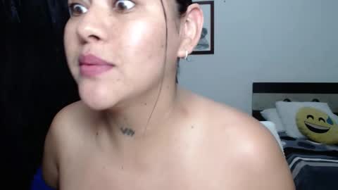 venus_menoza online show from February 26, 2026, 1:32 pm