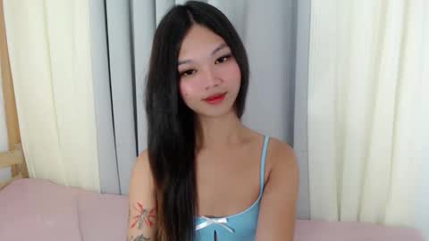 Snapshot of venus_mirage chatting on April 25, 2026, 9:01 am venus_mirage online show from April 25, 2026, 9:01 am