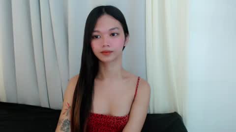Snapshot of venus_mirage chatting on July 6, 2026, 7:27 am venus_mirage online show from July 6, 2026, 7:27 am