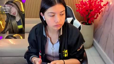 Venus  online show from April 16, 2026, 12:50 pm