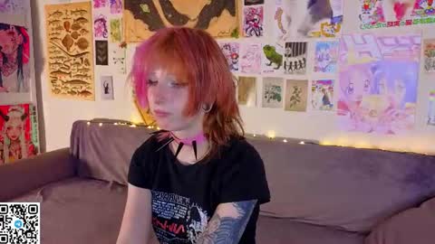 Snapshot of veolatownson chatting on June 5, 2026, 8:14 pm Erica online show from June 5, 2026, 8:14 pm