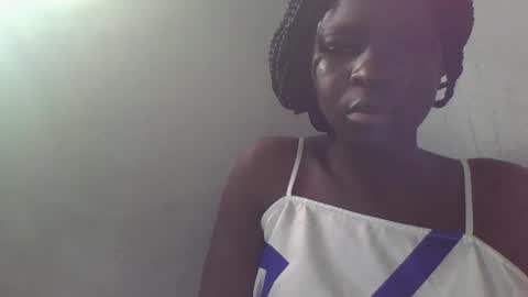 vera_bright online show from February 9, 2025, 3:56 pm