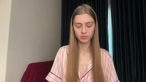 verablanc online show from June 19, 2026, 11:52 pm
