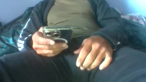 Snapshot of veramanx_x13 chatting on October 13, 2025, 2:39 pm veramanx_x13 online show from October 13, 2025, 2:39 pm