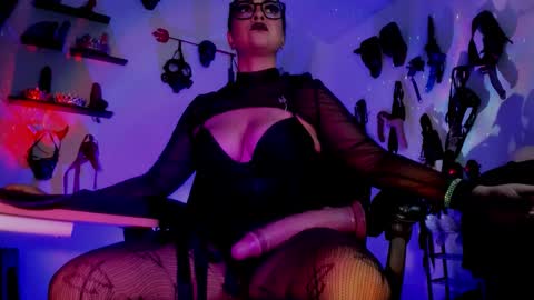 mistress VERESSKA ARDILA online show from December 22, 2025, 1:19 pm