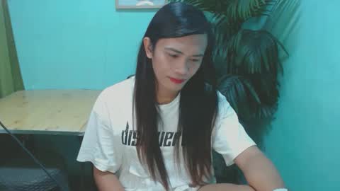 verhenia online show from December 5, 2024, 12:41 am