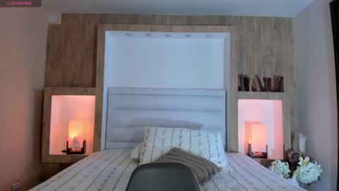 Johovanna online show from February 25, 2026, 1:21 pm