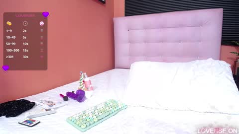 Veronica online show from March 10, 2025, 9:51 pm